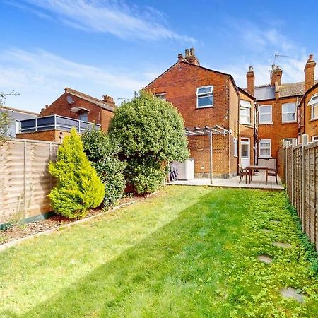 Spacious 2Bd Apartment Cricklewood 런던 외부 사진