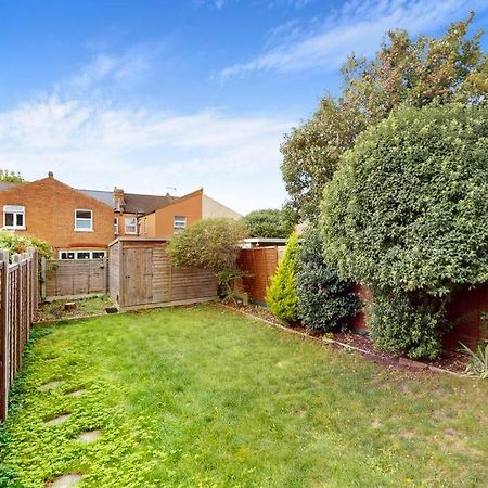 Spacious 2Bd Apartment Cricklewood 런던 외부 사진