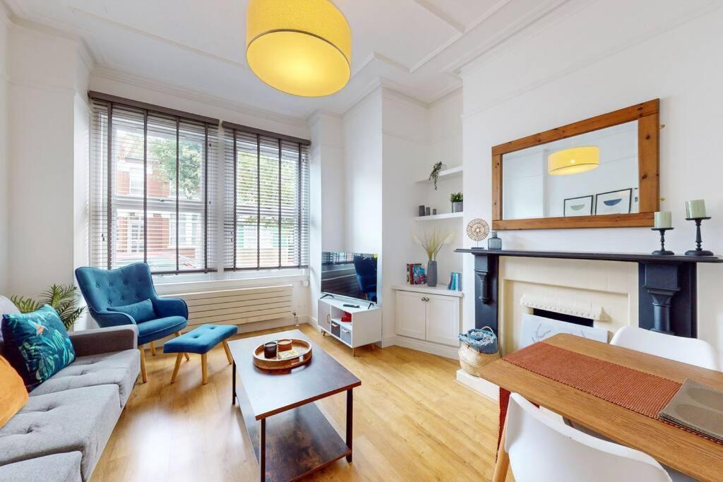 Spacious 2Bd Apartment Cricklewood 런던 외부 사진